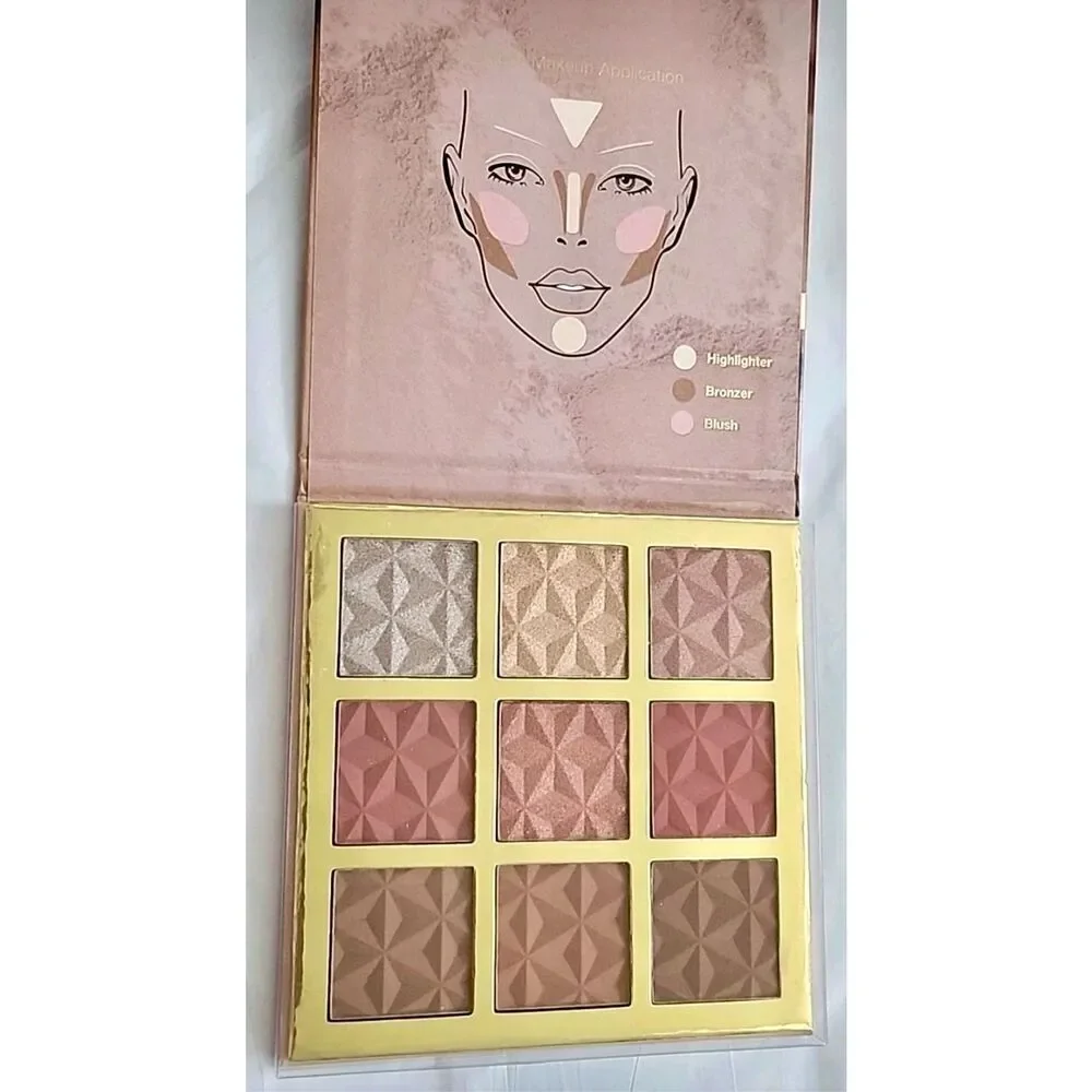 NWT Ellen Tracy PERFECT COMPLEXION Palette Highlighter Bronzer & Blush -9 Shades